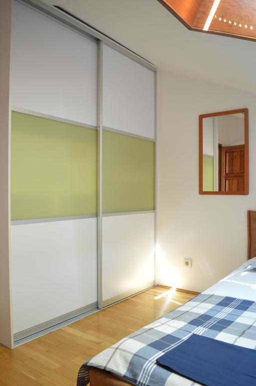 Apartment House Senna โปเรช ภายนอก รูปภาพ